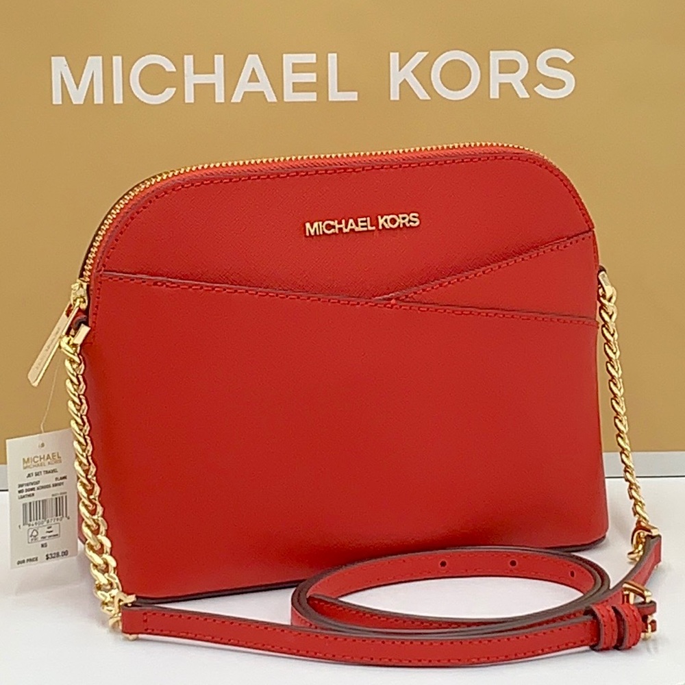 COPY - MICHAEL KORS
Jet Set Travel Medium Logo Dome Crossbody Bag FLAME COLOR